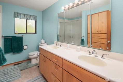 4617 183rd Place SW Lynnwood WA 98037