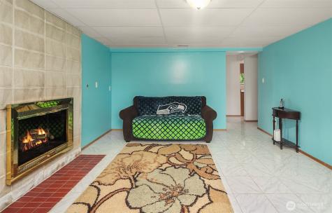 4617 183rd Place SW Lynnwood WA 98037