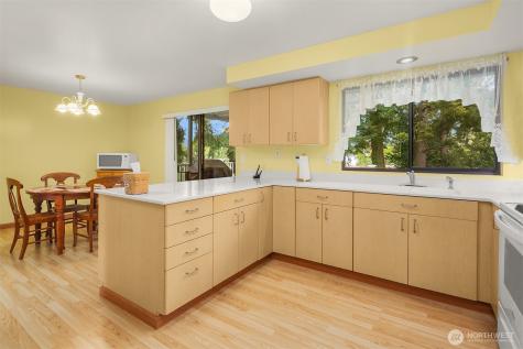 4617 183rd Place SW Lynnwood WA 98037