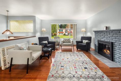 4617 183rd Place SW Lynnwood WA 98037