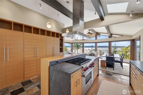 838 Sundown Lane Camano Island WA 98282