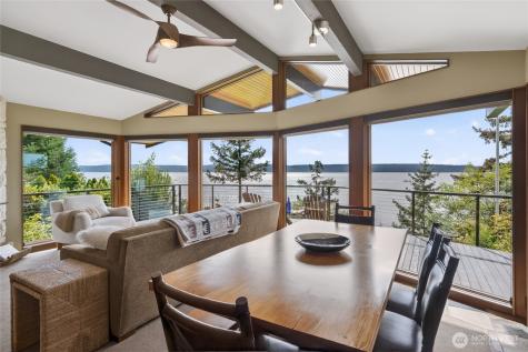 838 Sundown Lane Camano Island WA 98282