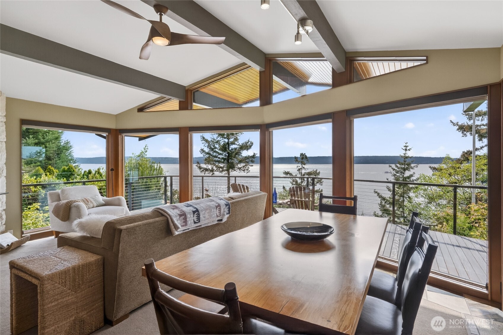 838 Sundown Lane Camano Island WA 98282