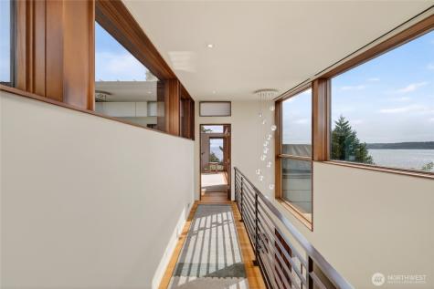 838 Sundown Lane Camano Island WA 98282