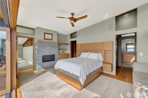 838 Sundown Lane Camano Island WA 98282