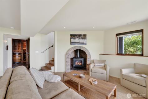 838 Sundown Lane Camano Island WA 98282