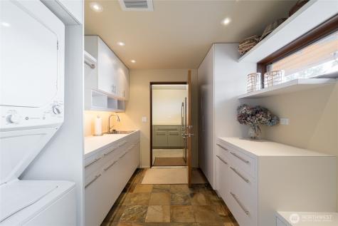 838 Sundown Lane Camano Island WA 98282
