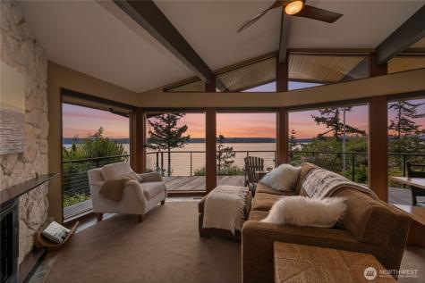 838 Sundown Lane Camano Island WA 98282