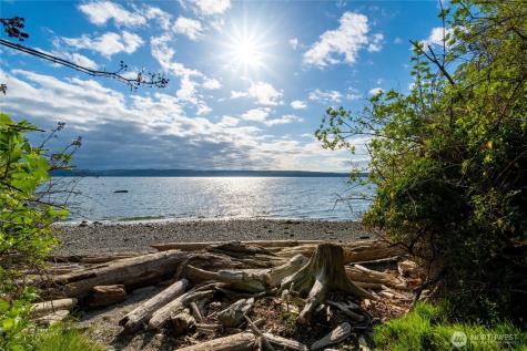 838 Sundown Lane Camano Island WA 98282