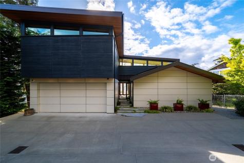 838 Sundown Lane Camano Island WA 98282