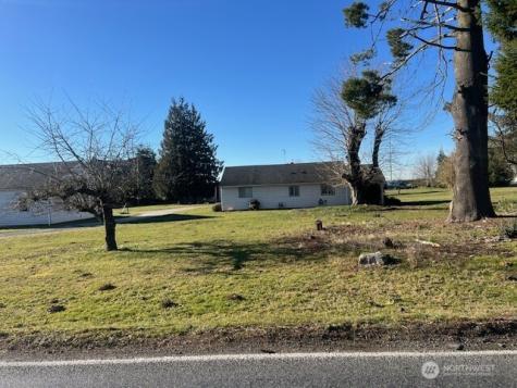 8885 Line Road Lynden WA 98264