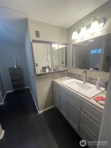 13510 202nd Street E Graham WA 98338