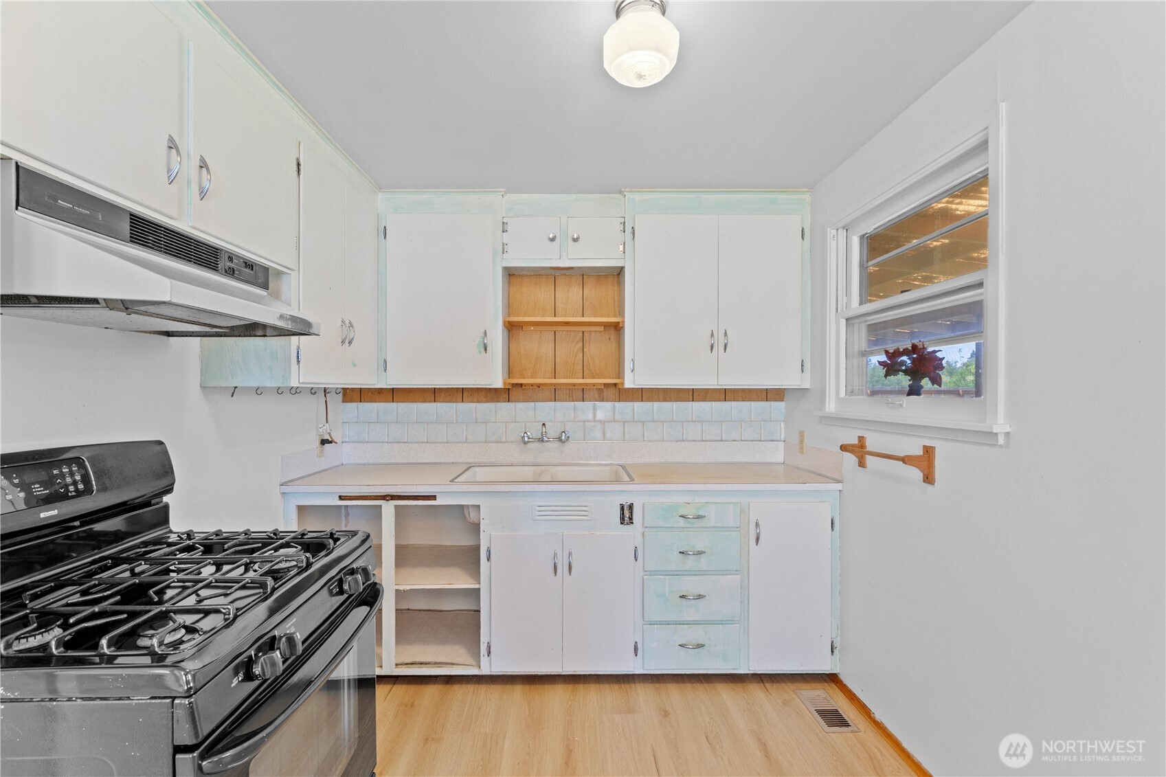 3331 Phillips Avenue Bremerton WA 98310