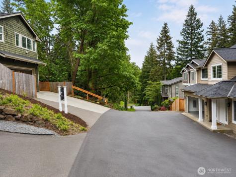 1508 208th Avenue NE Sammamish WA 98074