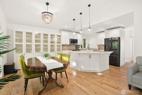 1508 208th Avenue NE Sammamish WA 98074