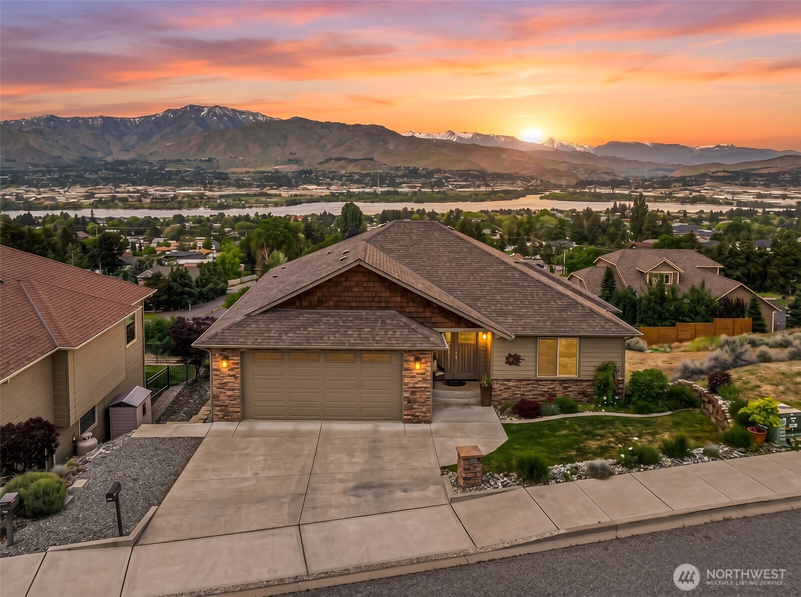 2642 Catalina Avenue East Wenatchee WA 98802