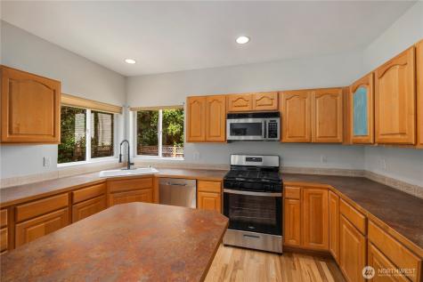 1610 NE Mount Kamela Court Poulsbo WA 98370