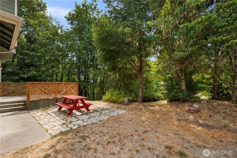 1610 NE Mount Kamela Court Poulsbo WA 98370