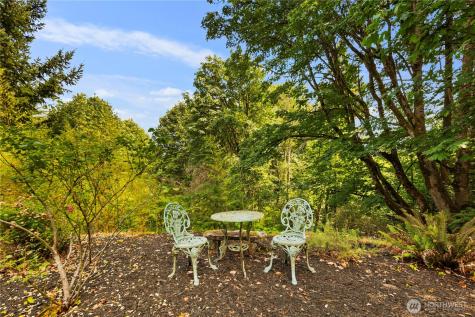 1610 NE Mount Kamela Court Poulsbo WA 98370