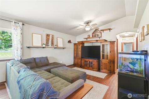310 Jeff Street Mount Vernon WA 98274