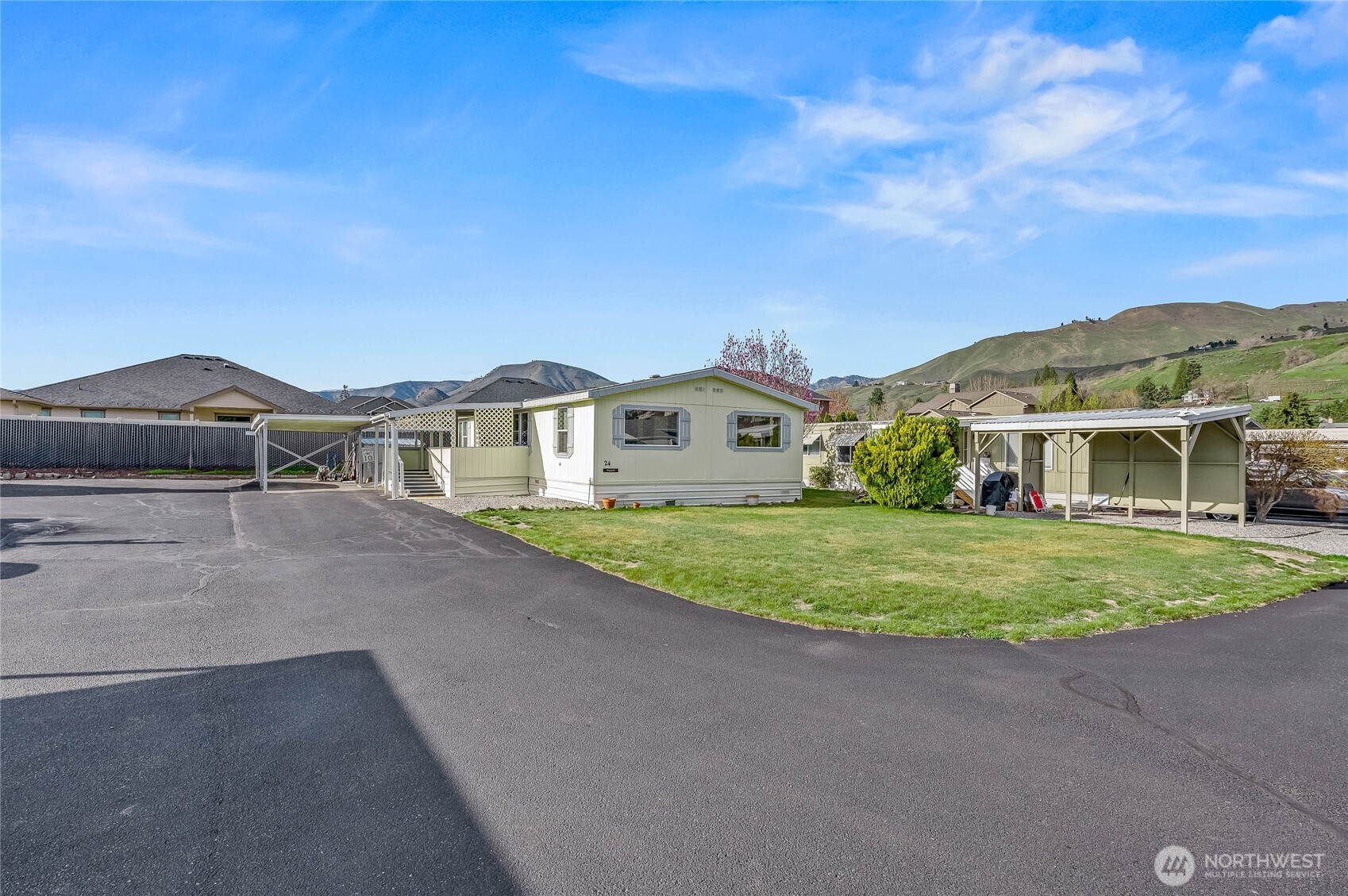 1608 N Western Avenue Wenatchee WA 98801