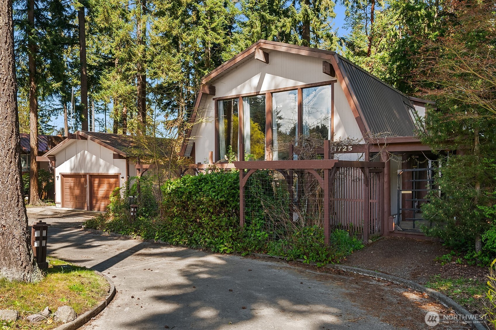 1725 W 13th Street Port Angeles WA 98363