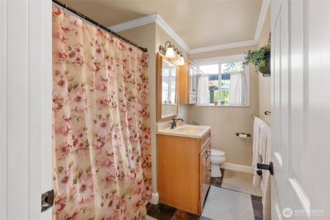 1344 NE Franklin Avenue Bremerton WA 98311