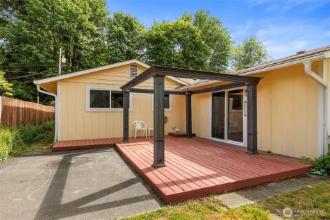 1344 NE Franklin Avenue Bremerton WA 98311
