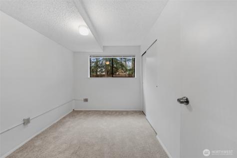 13919 SE 3rd Place Bellevue WA 98005