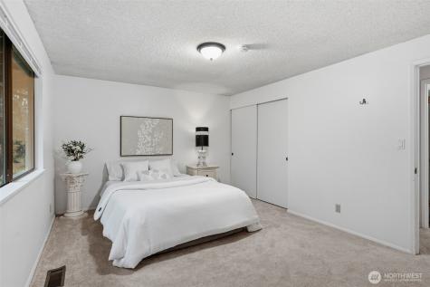 13919 SE 3rd Place Bellevue WA 98005