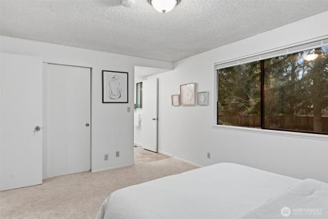 13919 SE 3rd Place Bellevue WA 98005