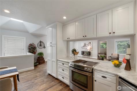 23305 98th Avenue S Kent WA 98031