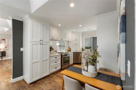 23305 98th Avenue S Kent WA 98031