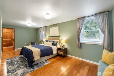 23305 98th Avenue S Kent WA 98031