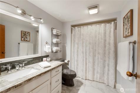 23305 98th Avenue S Kent WA 98031
