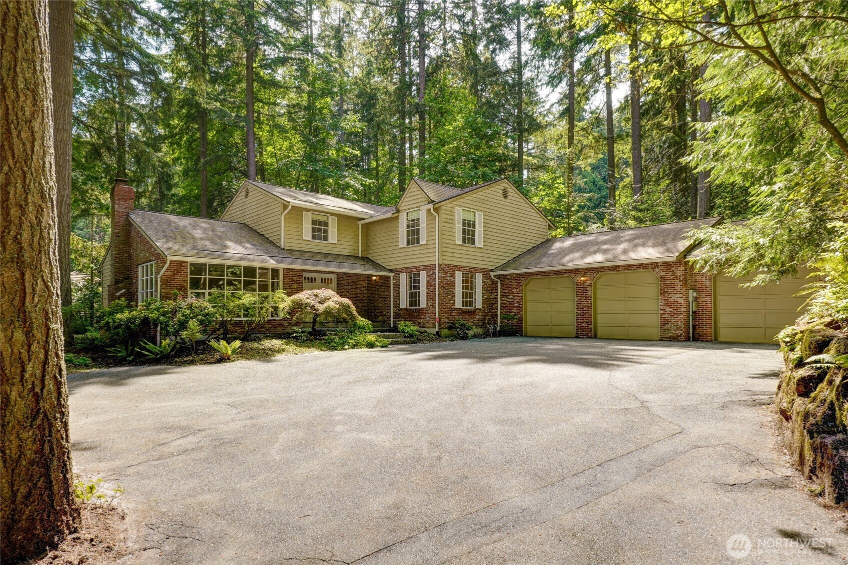 2833 140th Avenue NE Bellevue WA 98005