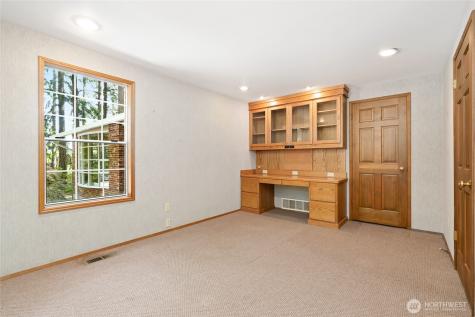 2833 140th Avenue NE Bellevue WA 98005