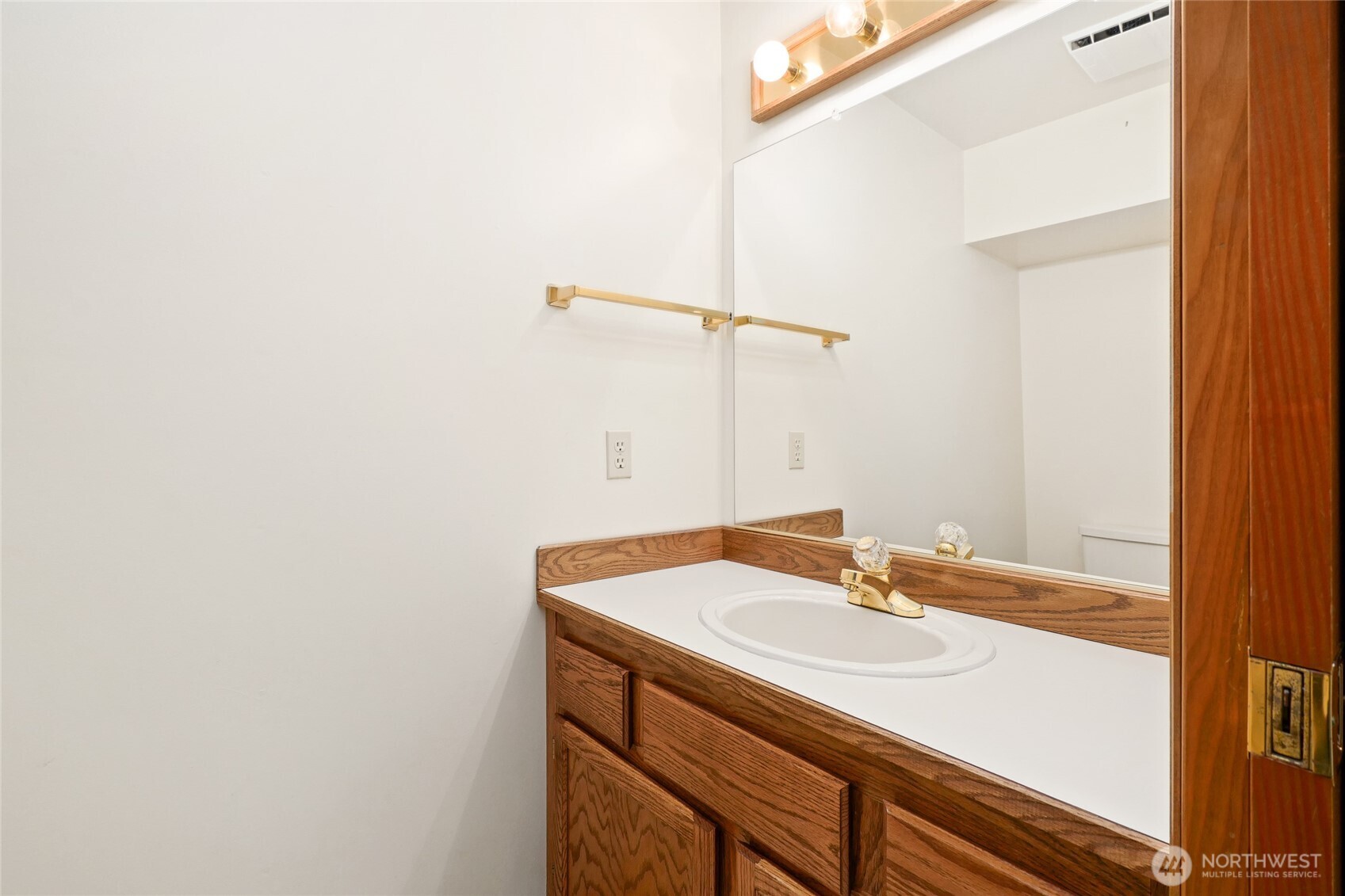 2833 140th Avenue NE Bellevue WA 98005