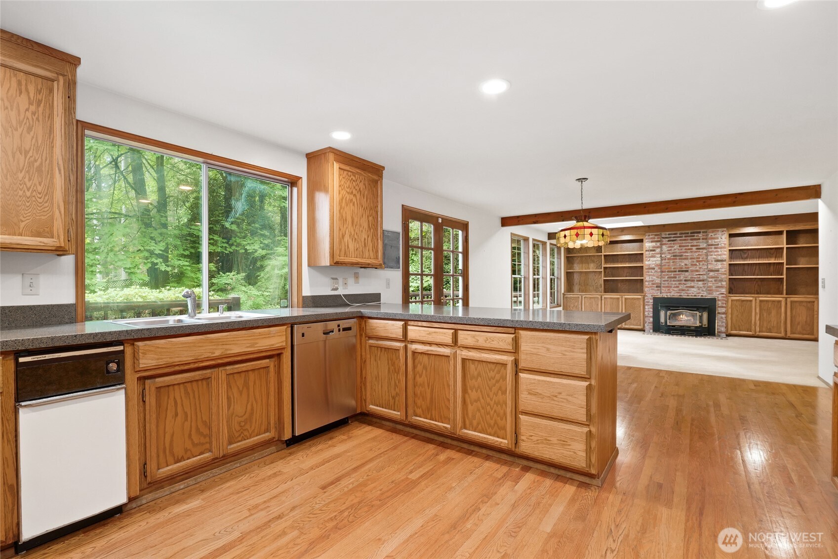 2833 140th Avenue NE Bellevue WA 98005