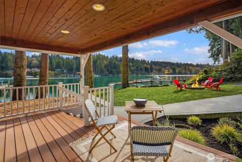 11710 Arrow Point Drive NE Bainbridge Island WA 98110