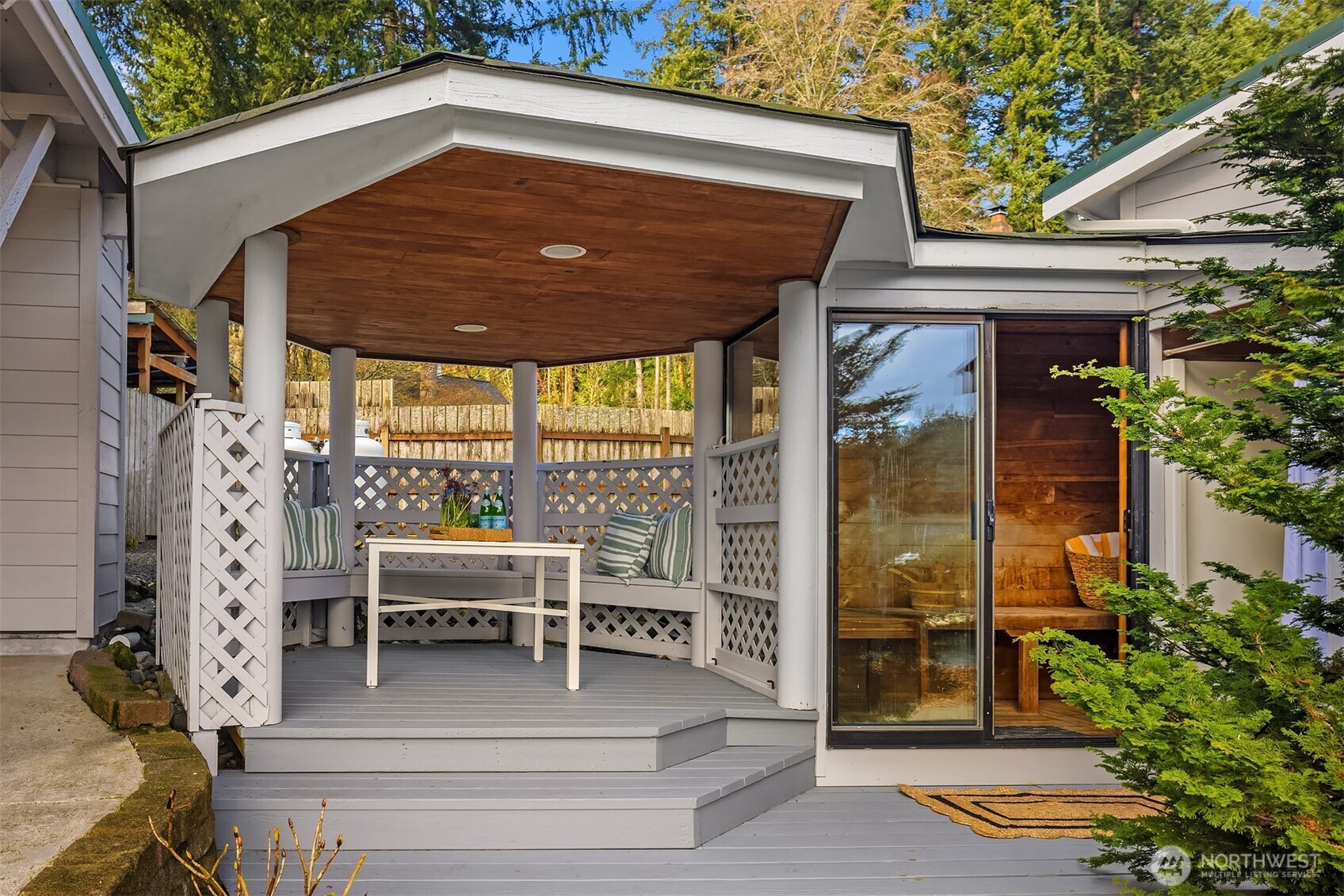 11710 Arrow Point Drive NE Bainbridge Island WA 98110
