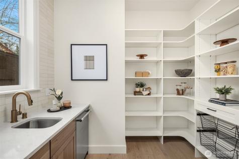 10468 NE 113th Place Kirkland WA 98033