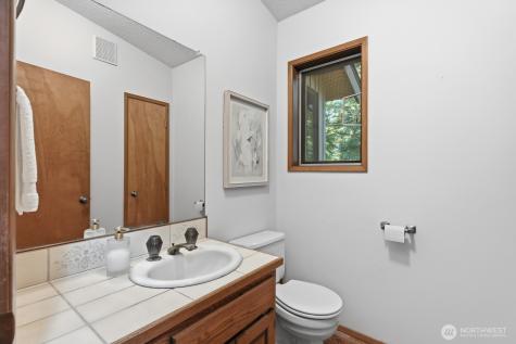 19816 233rd Avenue NE Woodinville WA 98077