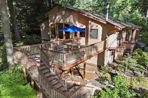 19816 233rd Avenue NE Woodinville WA 98077