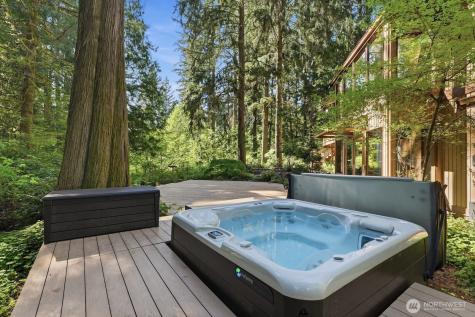 19816 233rd Avenue NE Woodinville WA 98077