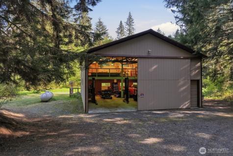 19816 233rd Avenue NE Woodinville WA 98077
