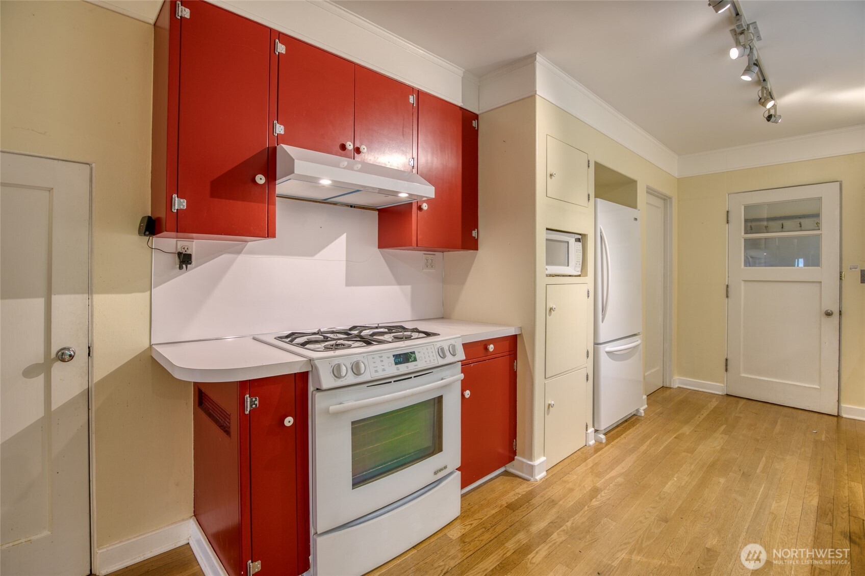 631 Chenault Avenue Hoquiam WA 98550