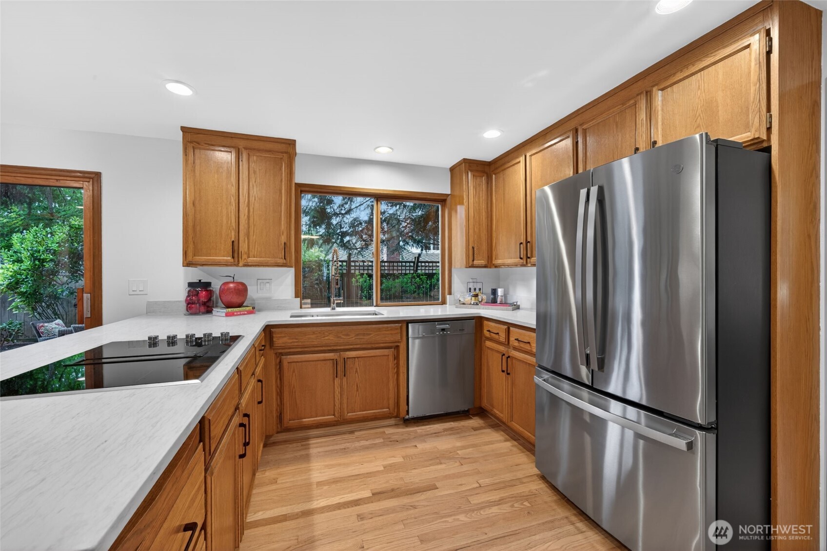 12610 NE 68th Place Kirkland WA 98033