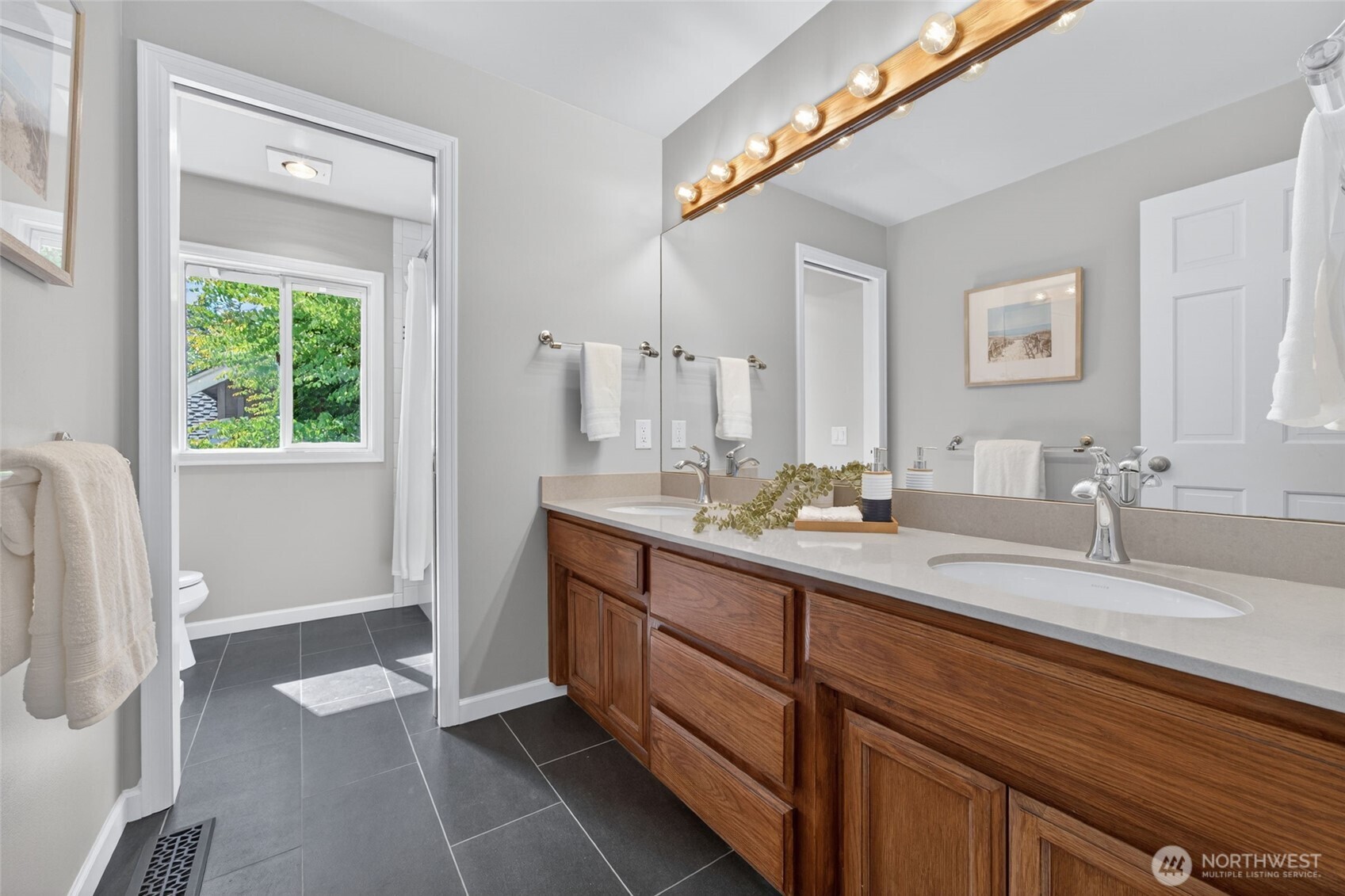 12610 NE 68th Place Kirkland WA 98033