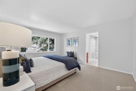 12610 NE 68th Place Kirkland WA 98033